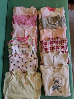 Dievčenské pyžamká 13 kusov - od 3-6 mesiacov