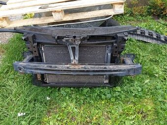 Predám prednú chladičovu stenu,sahary na škoda Superb 2