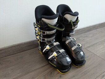 Lyziarky Rossignol velk 37