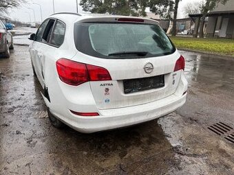 Rozpredam Opel Astra J 1.7 CDTI 81kw A17DTR