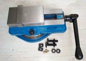 Strojný zverák 80mm otočný