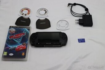 PSP E1004 Street + nabíjačka + 2GB karta + 4 hry