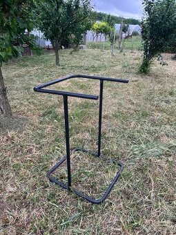 Fitness stroj Bradlo triceps