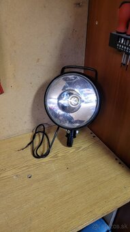 Dialkové svetlo HLADÁČIK