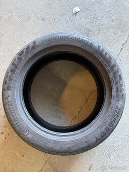 225/50 r17