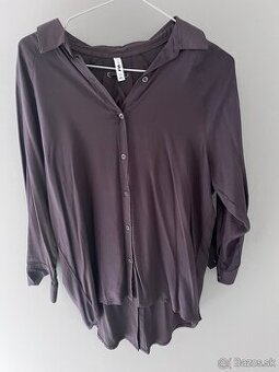 Dámska blúzka so šnurovaním