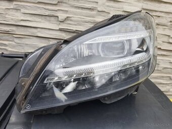 Predam lave predne svetlo Mercedes CLS W218