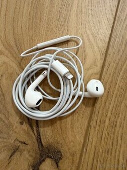 Apple EarPods slúchadla