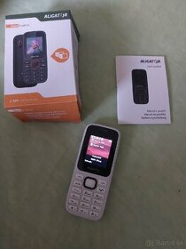 Mobilny tlačidlovy telefon Aligator D200 dualsim - 1