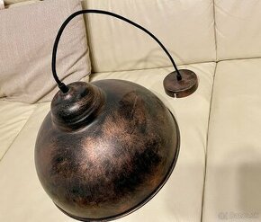 medená industriálna lampa