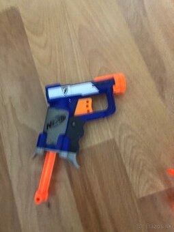 Malá nerf pištoľ ktorá ma dlhý dostrel