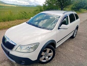 Škoda Octavia Combi Scout CR 2.0 TDI 4x4 Xenon TOP