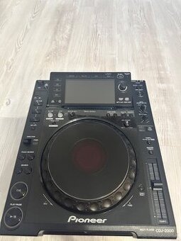 Pioneer CDJ 2000