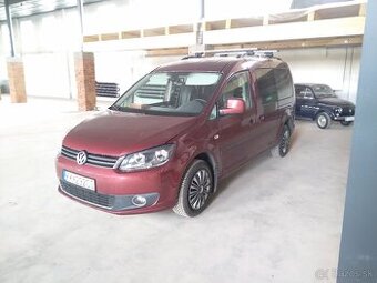 Volkswagen Caddy MAXI 2.0tdi 81kW 4x4 4-motion 7 miestne