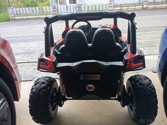 Elektrické autíčko 4x4