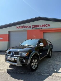 Mitsubishi L200 2.5 DI-D Double Cab Intense