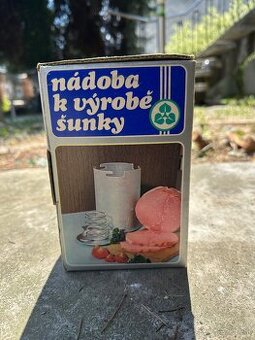 Nádoba na výrobu šunky