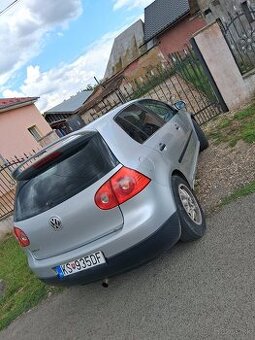 Predam wolsvagen golf
