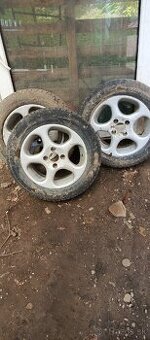 3 x hliníkové disky s 80% pneu 185/60 r 14