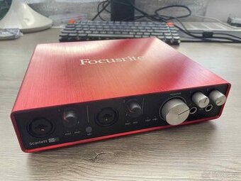 Zvuková karta Focusrite Scarlett 6i6