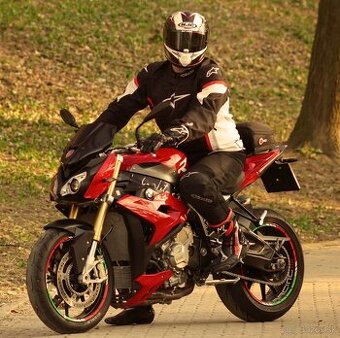 BMW S1000R