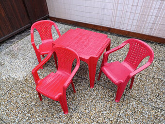 stoličky+stôl