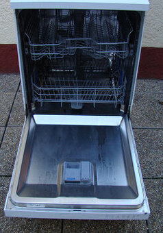 Umývačka riadu BEKO A++ 14 sád,invertorový motor