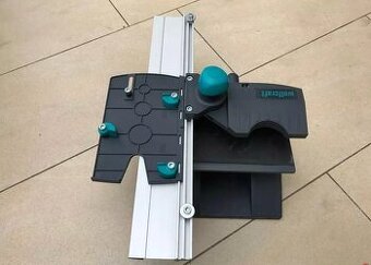 Specialny stolik na rezanie laminatovych a drevennych podlah