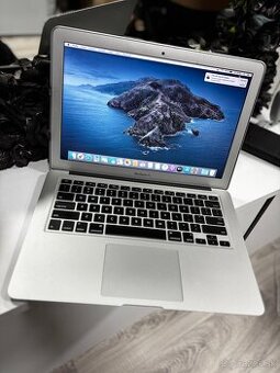 MacBook Air 13” A1466 | 256 GB SSD | Intel i5