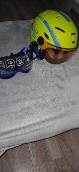 Predám  lyžiarsku prilbu s priezorom zn. ETAPE PROTECTION