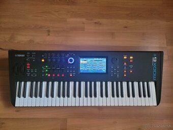 Yamaha MODX6+