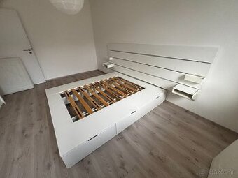 Predam manzelsku postel s uloznym priestorom