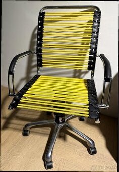 Kancelárska stolička – dizajnová, pružné lanko (žltá/chróm)