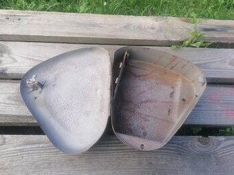 Kaslík na batériu na Jawa 250/ 350 perák