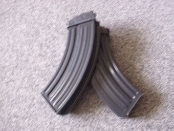 pr.zasobniky,2ks,vz.58,