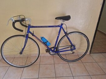 Galuska - závodný bicykel