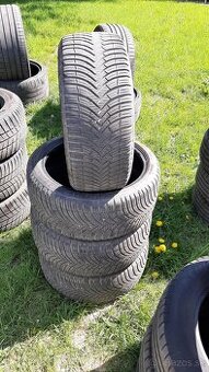 215/40R17. Kleber M+S