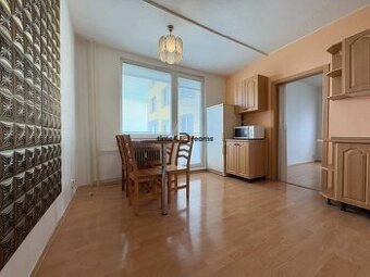 Na predaj: 3 izb.byt + 2x balkon + kumbál