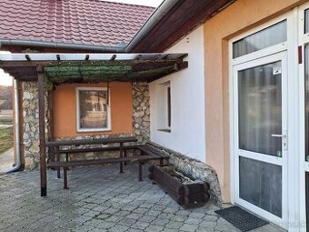 Ubytovanie-Nitra-Čakajovce