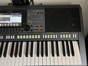 Yamaha Psr s770 a Yamaha psr s950