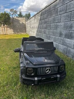 Detské elektrické autíčko. Detský elektromobil. Detské autíč