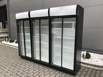 Presklená chladiaca vitrína