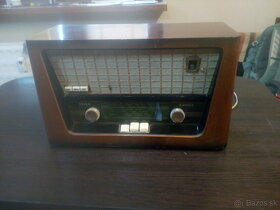 Retro rádio TESLA - 1