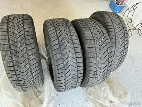 Zimné pneu GoodYear 23560R18 - 1