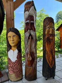 Krásne drevené sochy dekorácia na záhradu