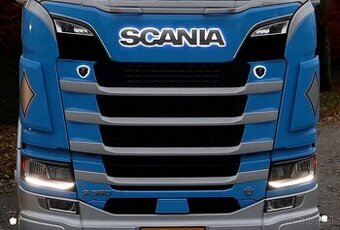 Oprava svetlometov Scania S R