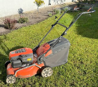 Benzínová kosačka HUSQVARNA LC 140SP