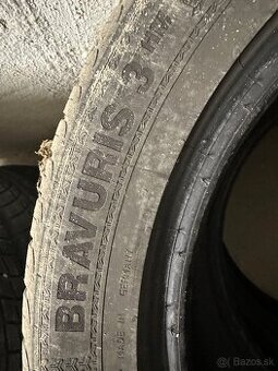 Barum bravuris 3 letne pneumatiky 215/50/17
