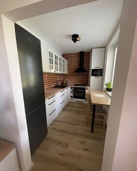 Na predaj krásny 4 izbový byt po kompletnej rekonštrukcii v