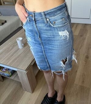 H&M rifľová sukňa